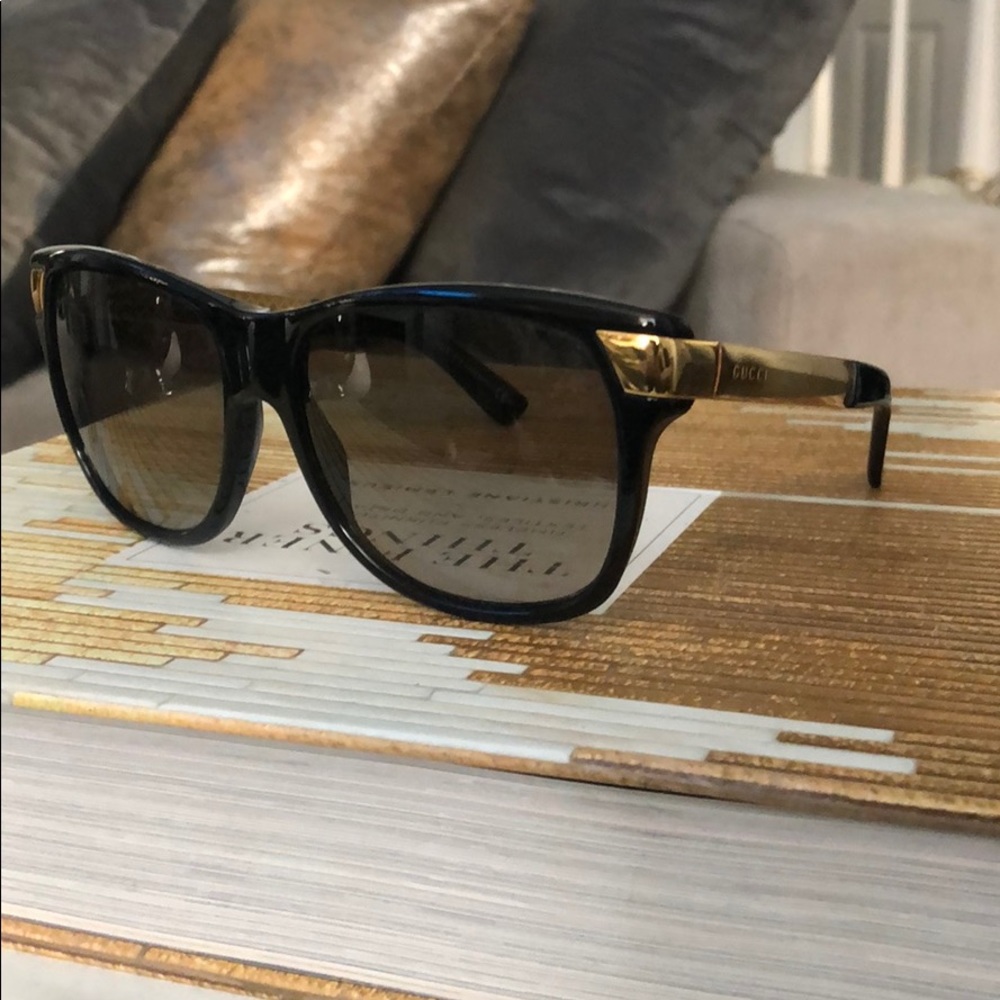 Gucci sunglasses